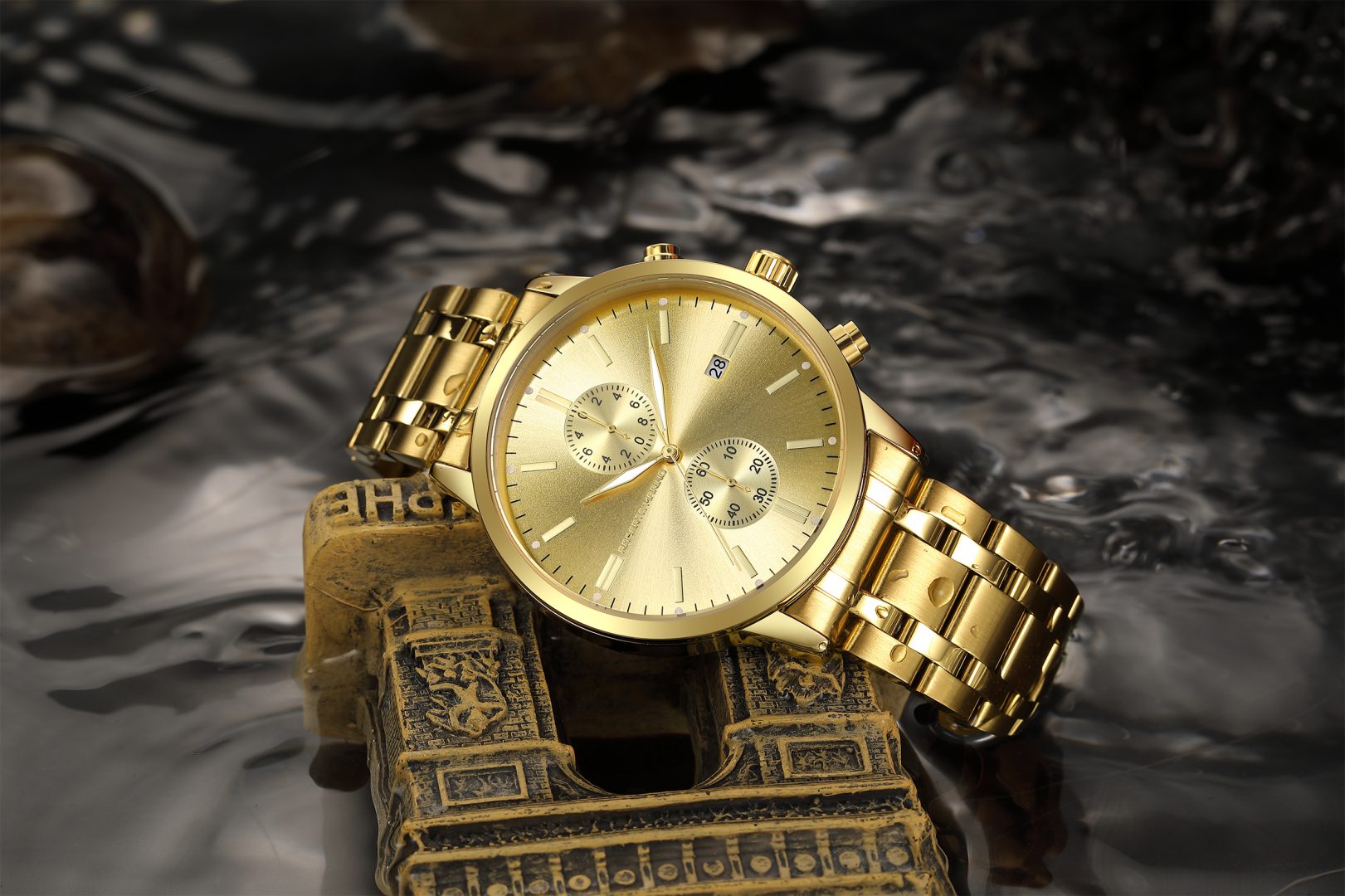 63D35650-719C-4D05-A146-3092681F58B3